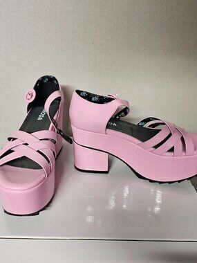 Pink chunky sandals